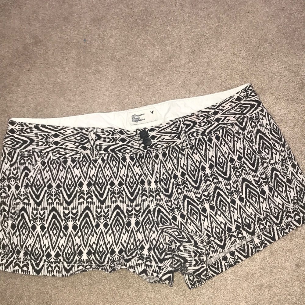 American Eagle Black Print Shorts